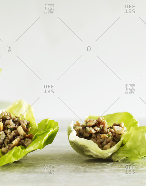 Appetizing lettuce cups with meat.