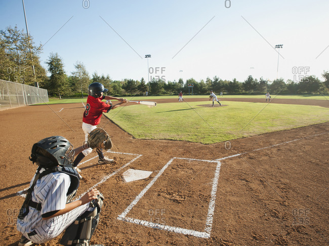 USA, California, baseball baseball team (10-11) during baseball match