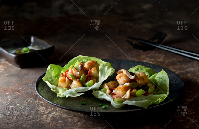 Asian shrimp lettuce cups