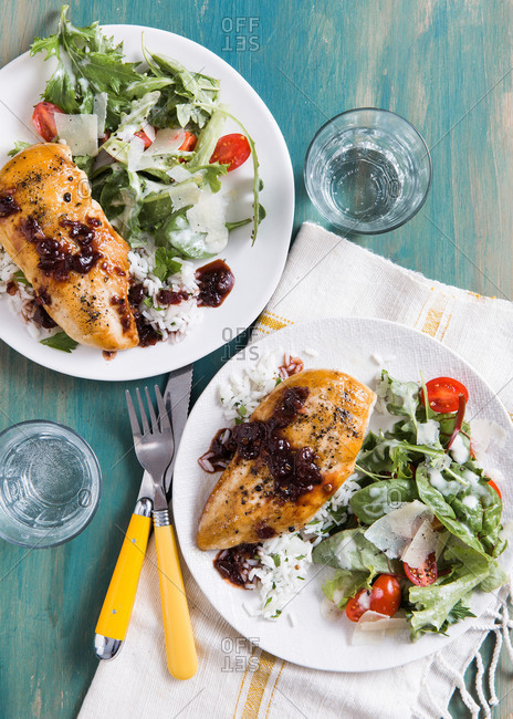 Chicken breast with rice and salad