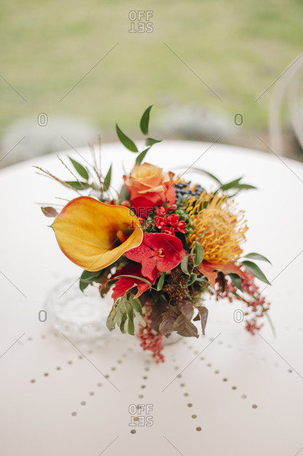 Fall floral arrangement for outdoor wedding