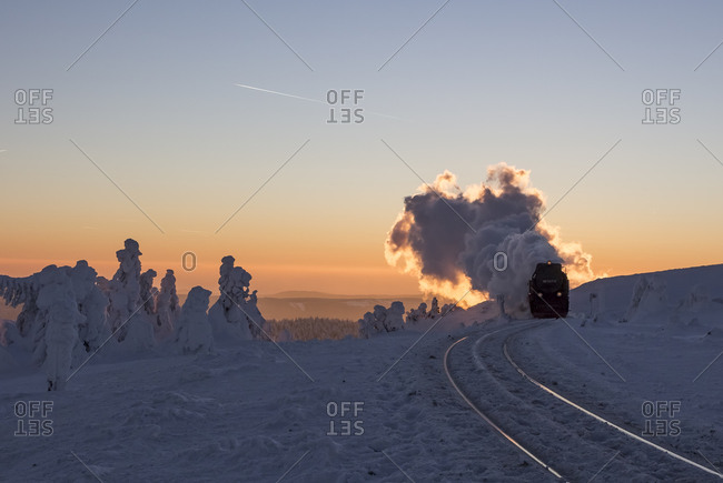 Germany, Saxony-Anhalt, Harz National Park, Brocken, Harz Narrow Gauge Railway in winter