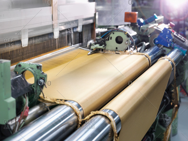 Loom weaving kevlar fabric in carbon fibre factory