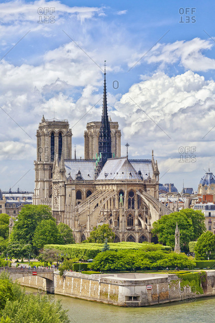 Elevated view of Notre Dame de Paris and River Seine