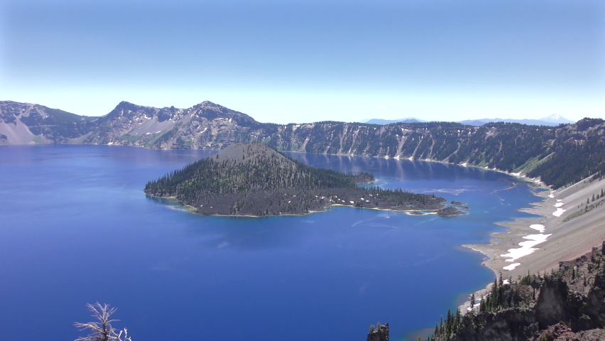 Scenic Landsape And Clear Waters Of Crater Lake National Park Oregon