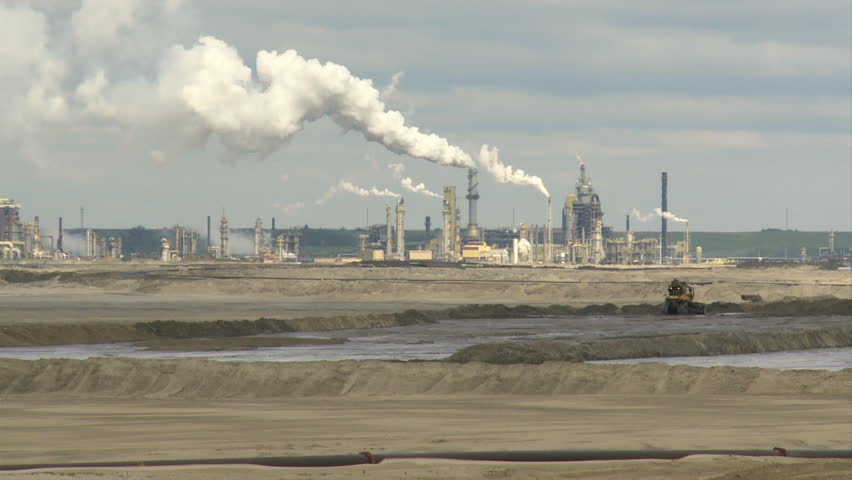 Oil sands processing plant 