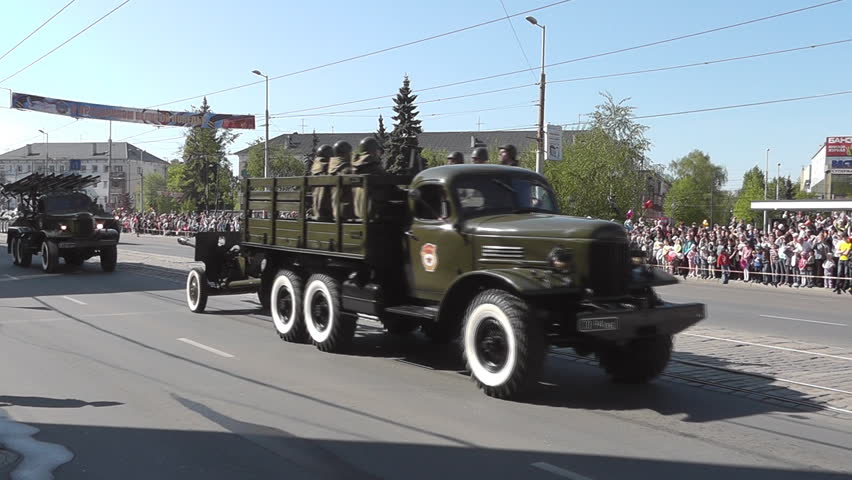 KALININGRAD, RUSSIA - MAY 9: Military parade in Kaliningrad - dedicated to 67th anniversary of victory at Great Patriotic War. May 9, 2012 Kaliningrad, Russia