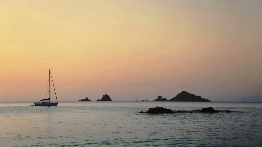Sunrise timelapse on the sea