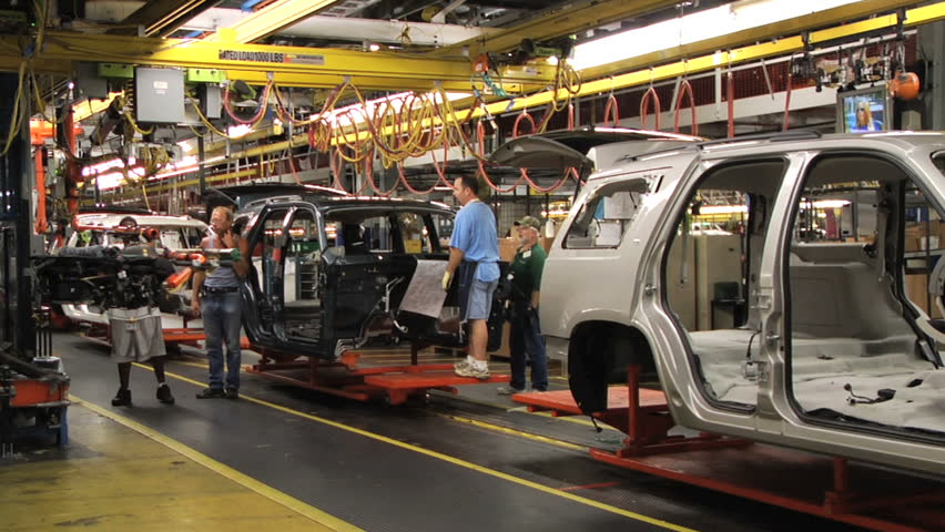 ARLINGTON, TEXAS - Auto workers assemble Sports Utility Vehicles at the General Motors Assembly plant in Arlington, Texas, August 2007.