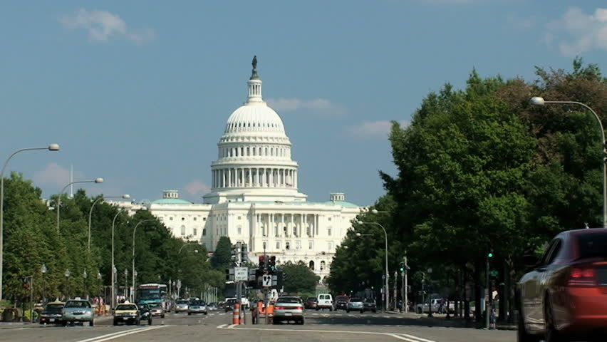 Road leading up to the US Capitol Building, Washington D.C., time lapse