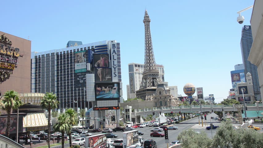 LAS VEGAS - JUNE 7: Traffic and pedestrians move in midday heat along Las Vegas's main boulevard on June 6, 2012. The year has been one of the hottest on record