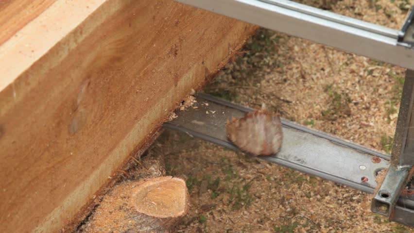 Chain saw mill