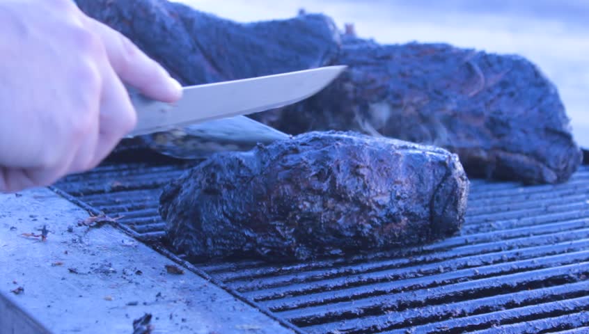 Tri tip barbecue, Trimming the fat. chief 