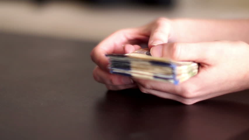 Counting Israeli money