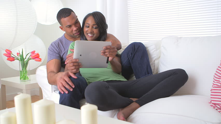 Black couple uses white girl fan pic