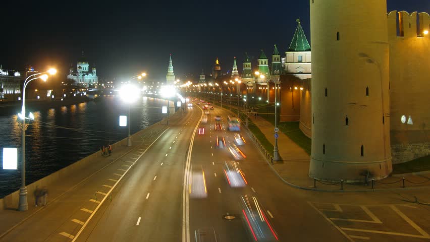 Traffic in parallels of Kremlin 
