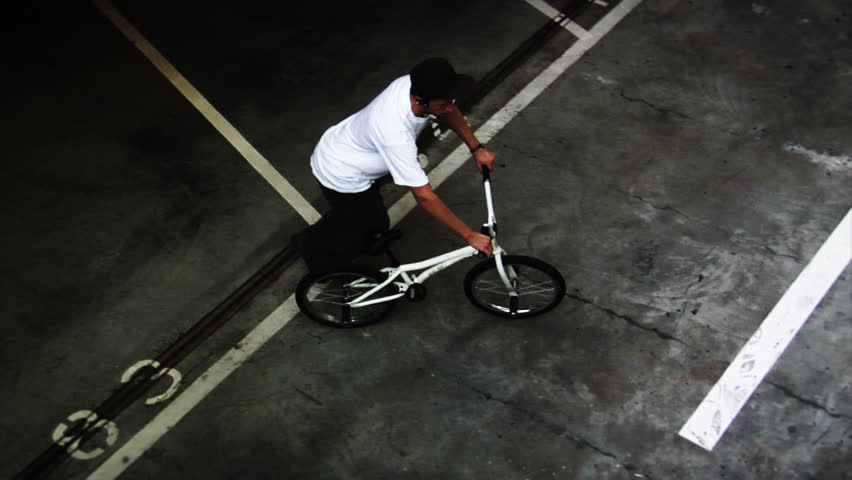 BMX: Spinning Top Shot