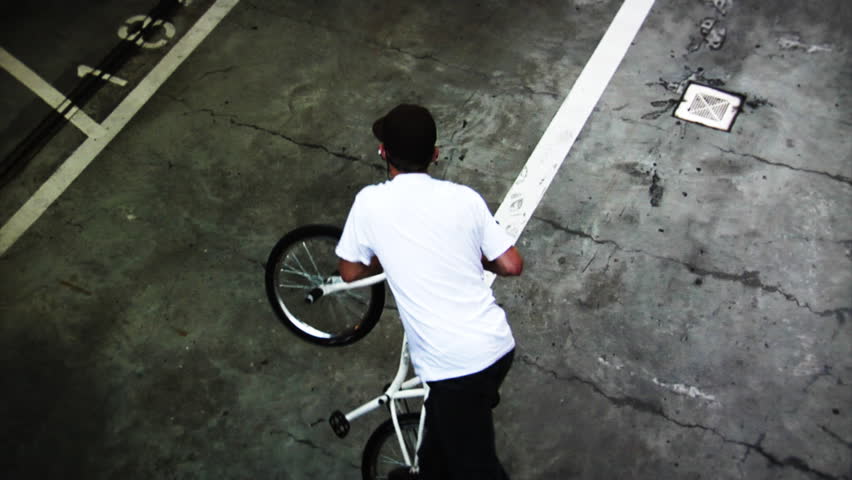BMX: Spinning Top Shot