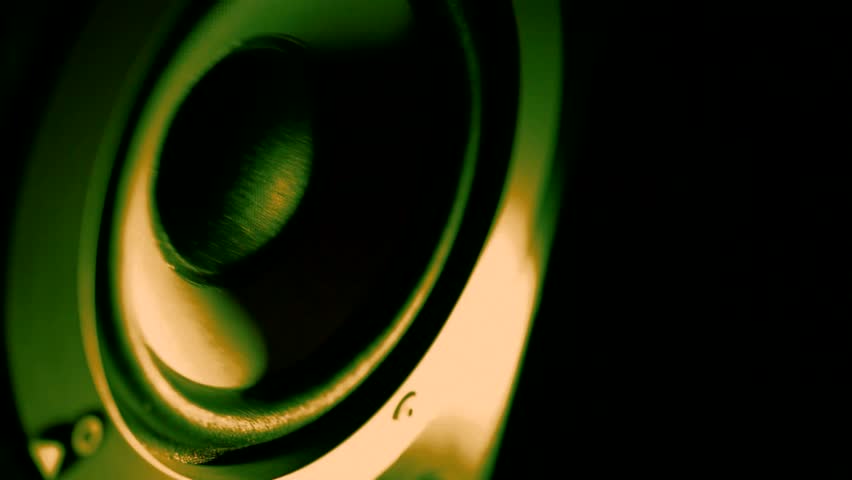 full bass loudspeaker thirty seconds