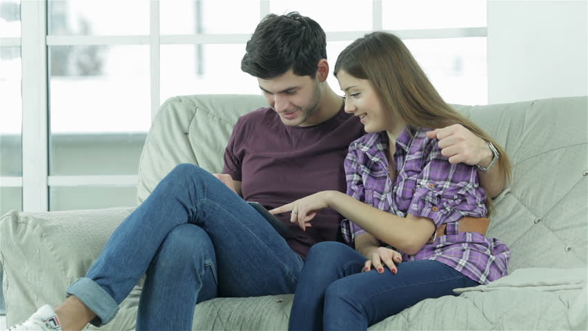 Boyfriend girlfriend have couch photos