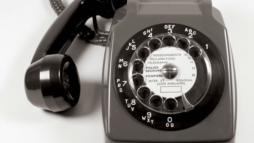 stopmotion of an old style telephone ringing