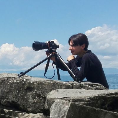 Foto de stock sobre Construcción de un patio al atardecer (editar ahora