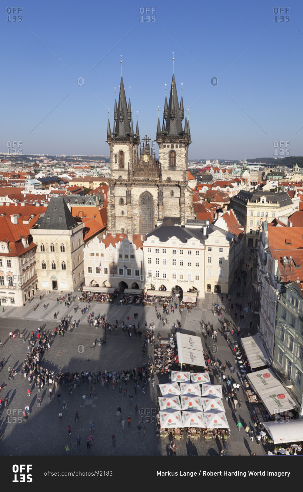 View over the Old Town Square (Staromestske namesti) with Tyn Cathedral and street cafes, Prague, Bohemia, Czech Republic, Europe
