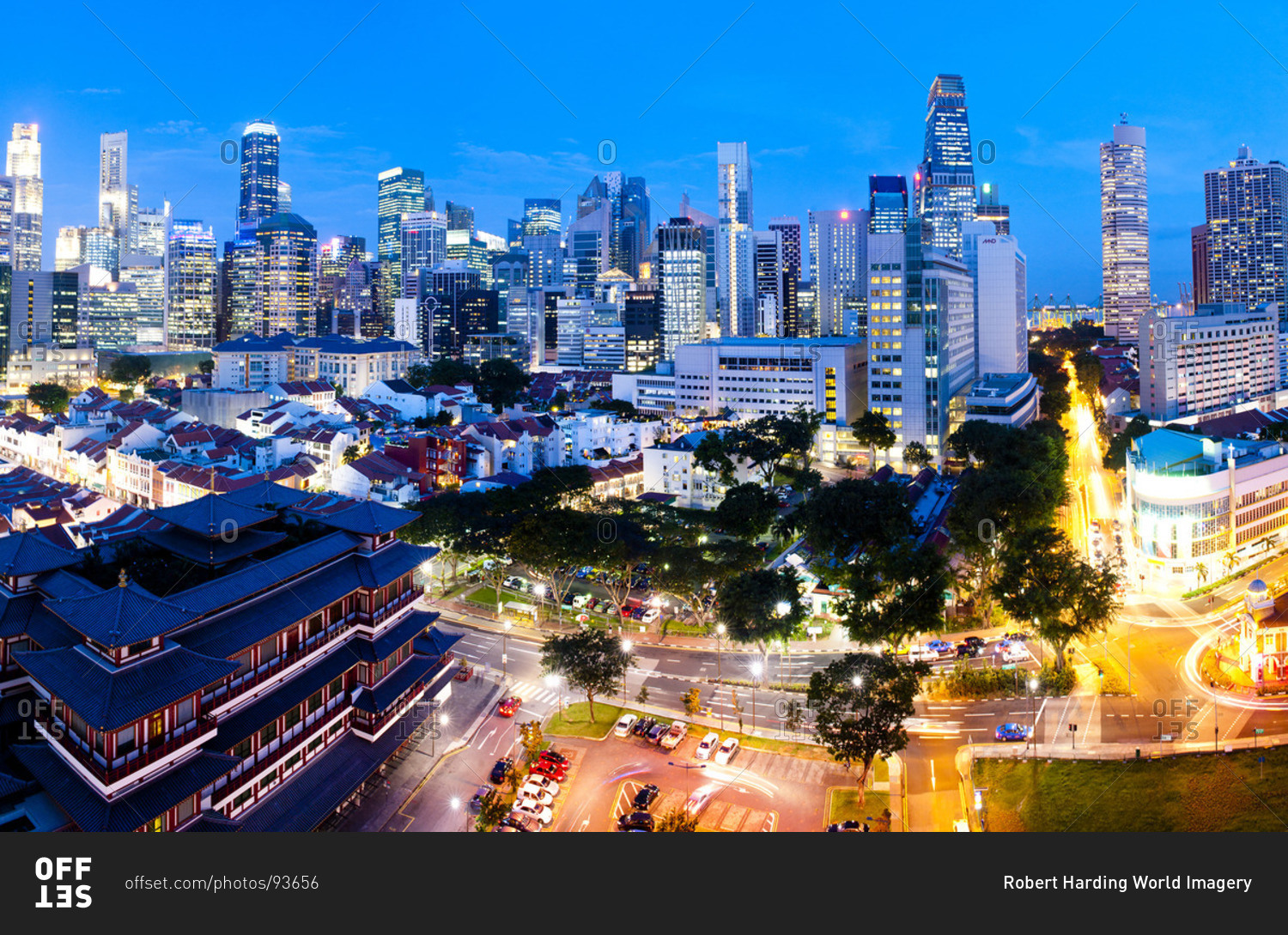 The Buddha Tooth Relic Temple and Central Business District (CBD), Chinatown, Singapore, Southeast Asia, Asia