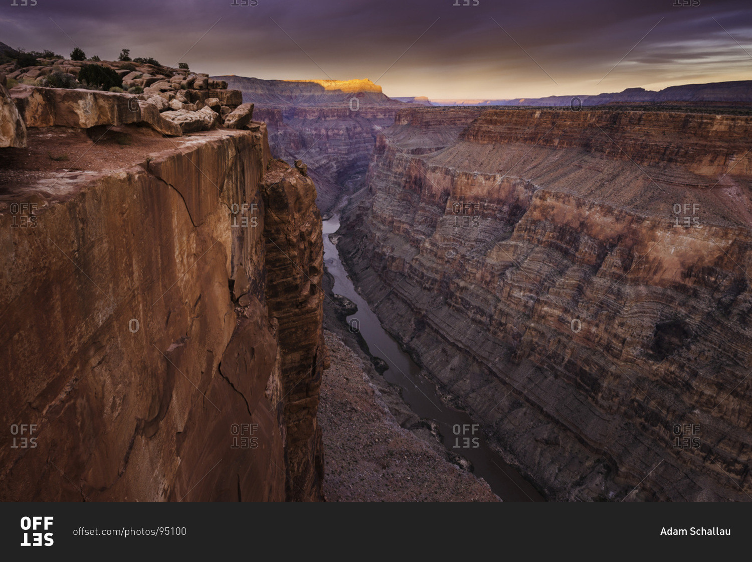 Sunrise Over The Colorado River At Toroweap Overlook In Grand Canyon National Park Arizona Photographic Print John Lambing Allposters Com In 2020 Grand Canyon Photography Grand Canyon National Park Arizona