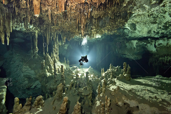 cave diving in tulum mexico