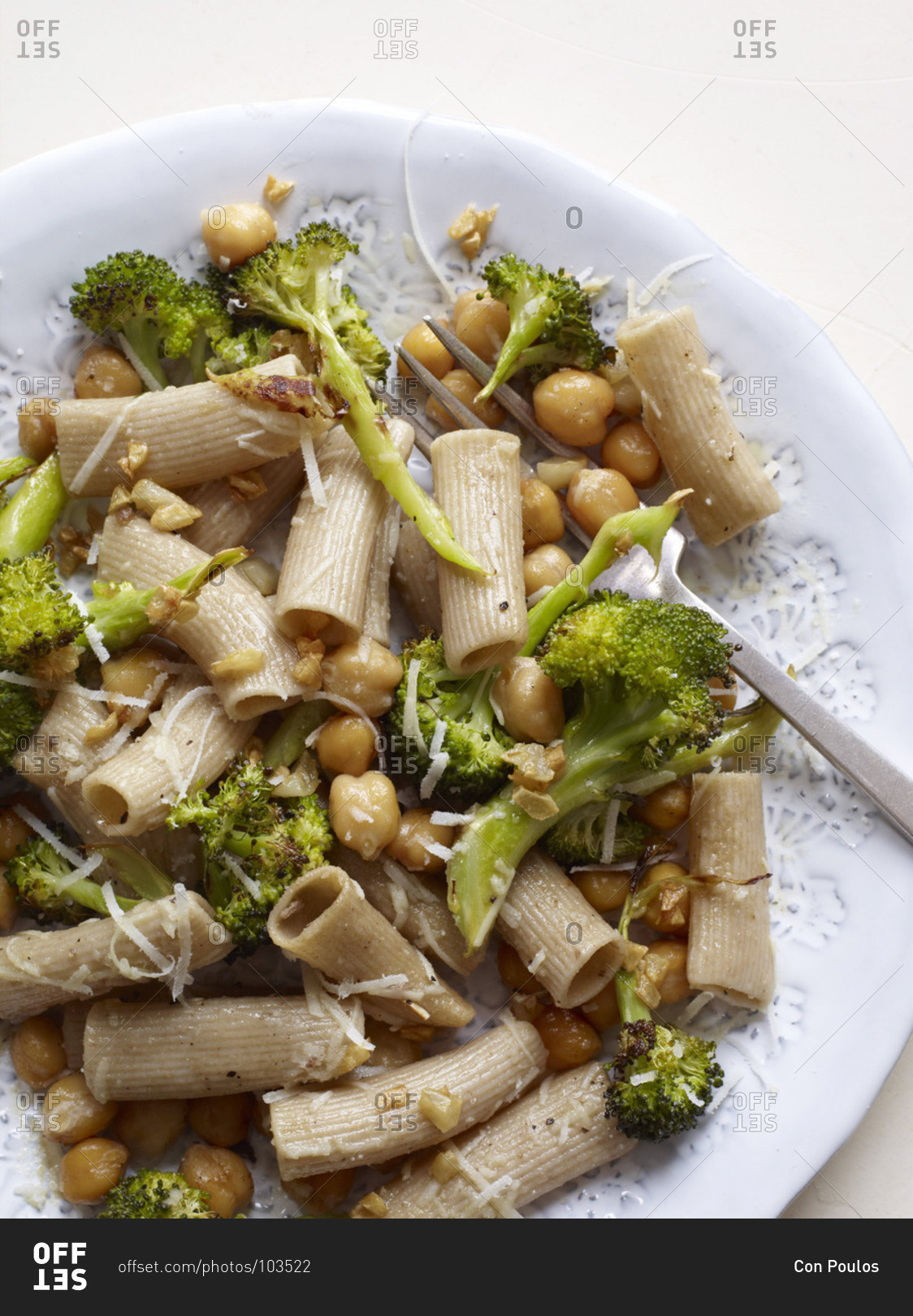 Rigatoni with roasted broccoli and chickpeas