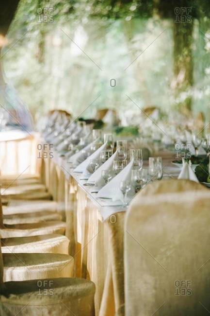 Table setting at a wedding reception
