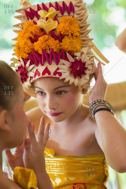 Traditional hotsell balinese headdress