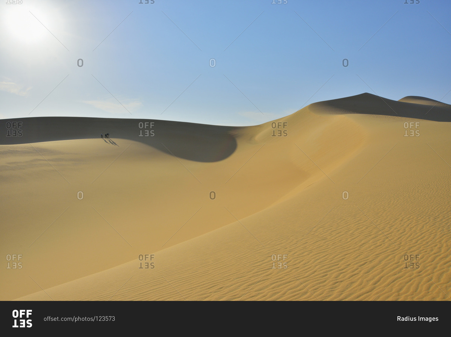 Scenic view of sand dune with sun, Matruh, Great Sand Sea, Libyan Desert, Sahara Desert, Egypt, North Africa, Africa