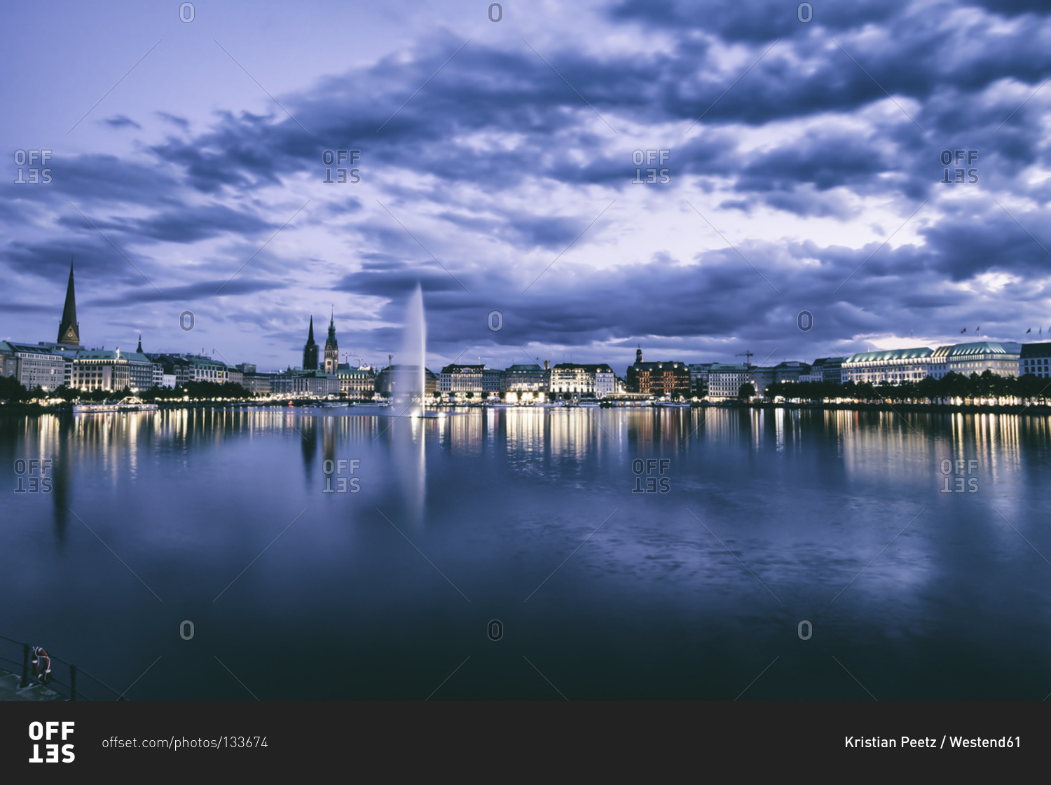 Inner Alster and Alster fountain in the evening, Hamburg