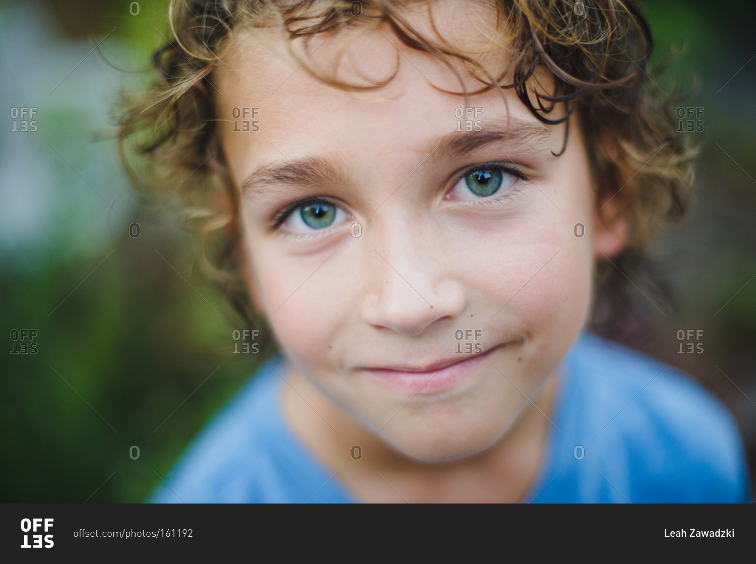 Boys eyes. Green eyed boy. A boy with Green Eyes. Connecting Eyes boy. Aphorism about Eyes boy.