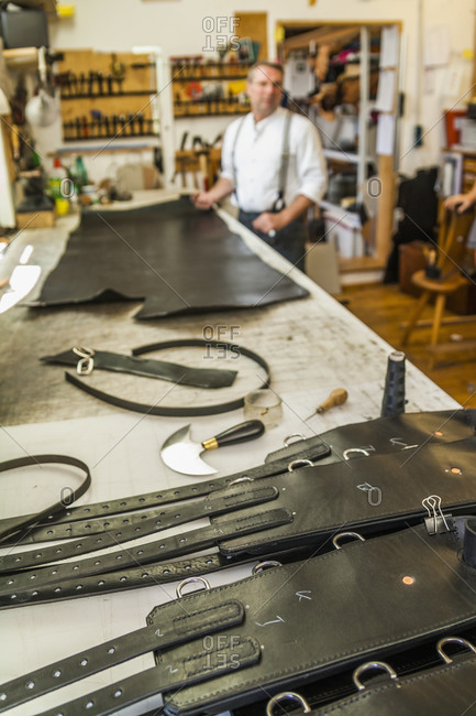 Table for online leather work