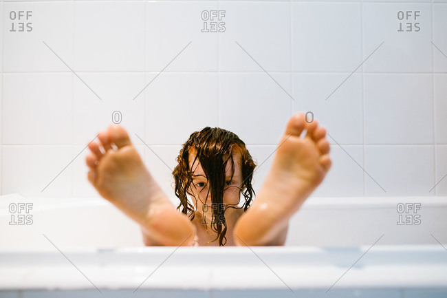 feet in tub