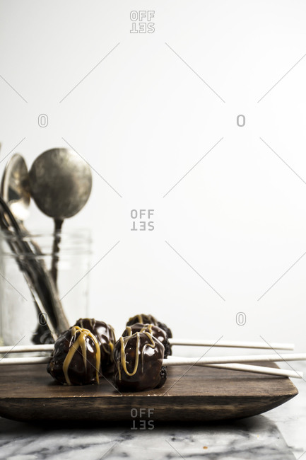 Chocolate cake pops drizzled with caramel