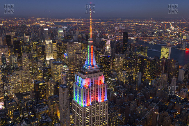 empire state building gay pride colors