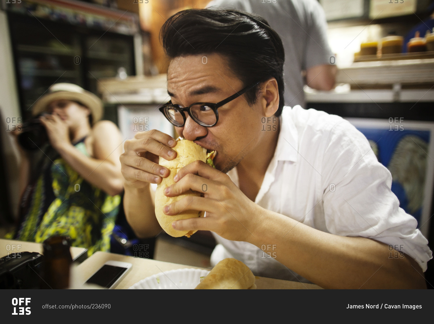 Eating is very very. Makan редактор. Eating too fast 1966. Man eating Dough. Eat quickly.