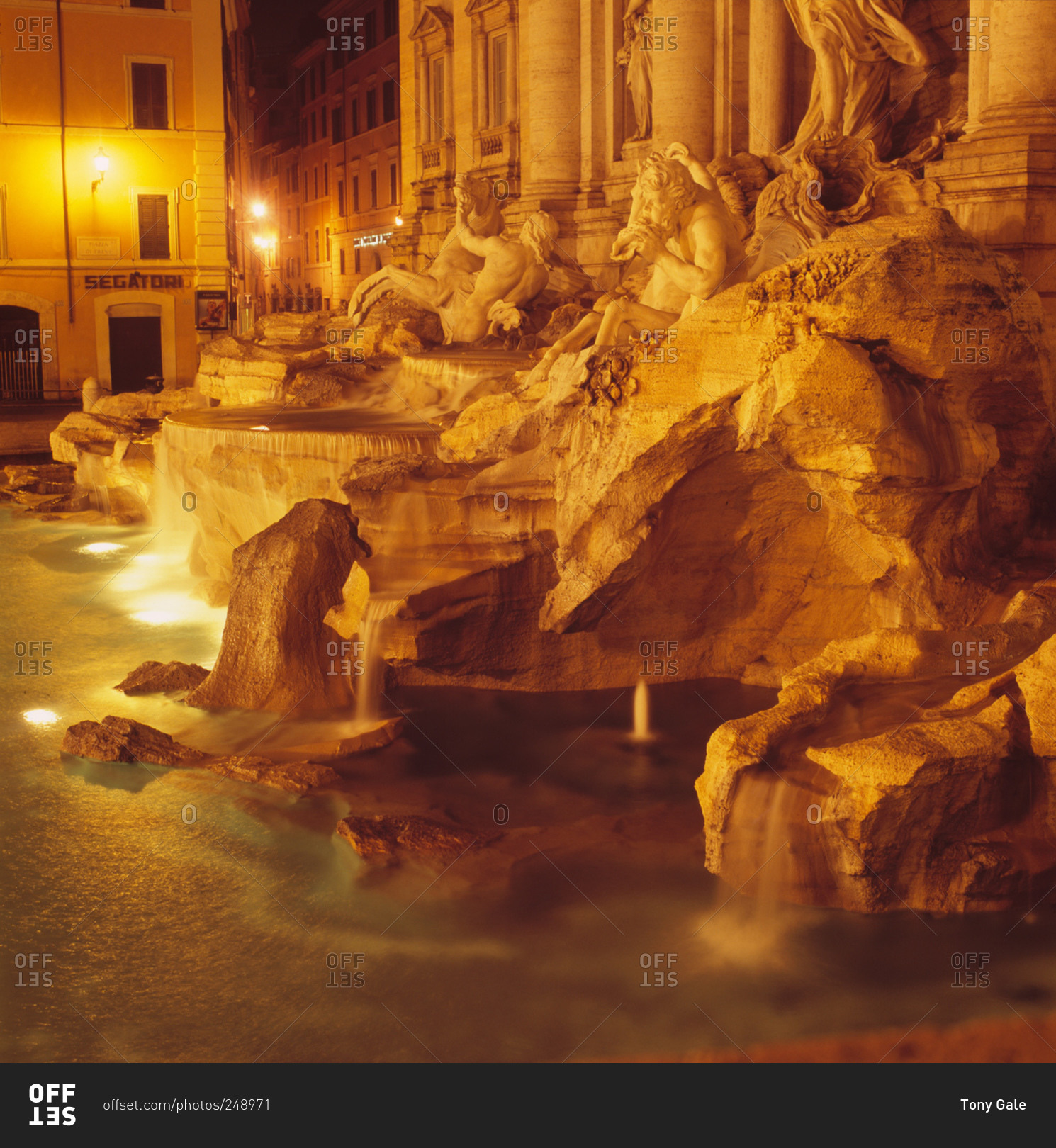 Trevi Fountain at night in Rome, Italy