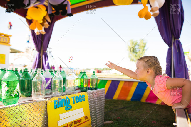 Ring toss girls