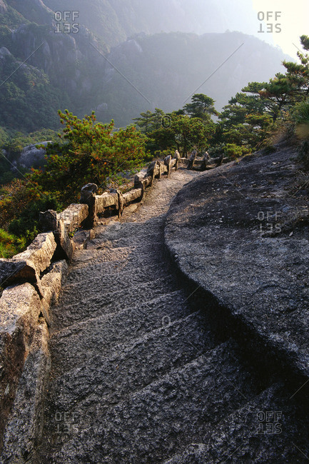 Footpath, Mount Huangshan, Yellow Mountains, Anhui Province, China