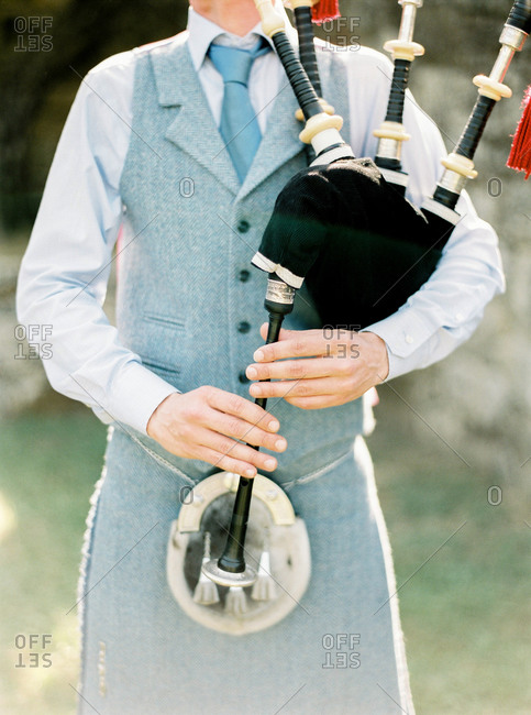Man playing bagpipes - Offset Collection