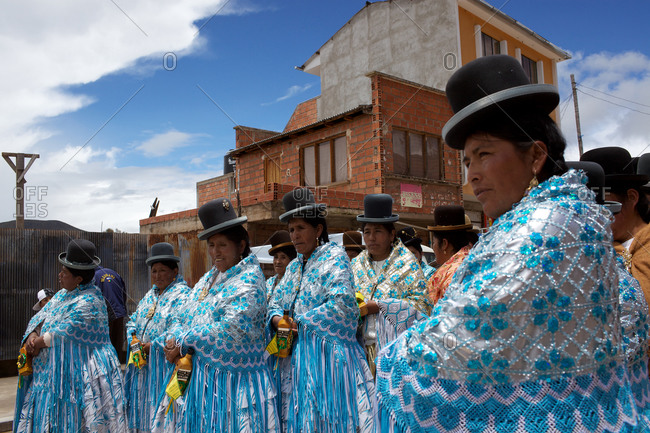 bolivian men clothing