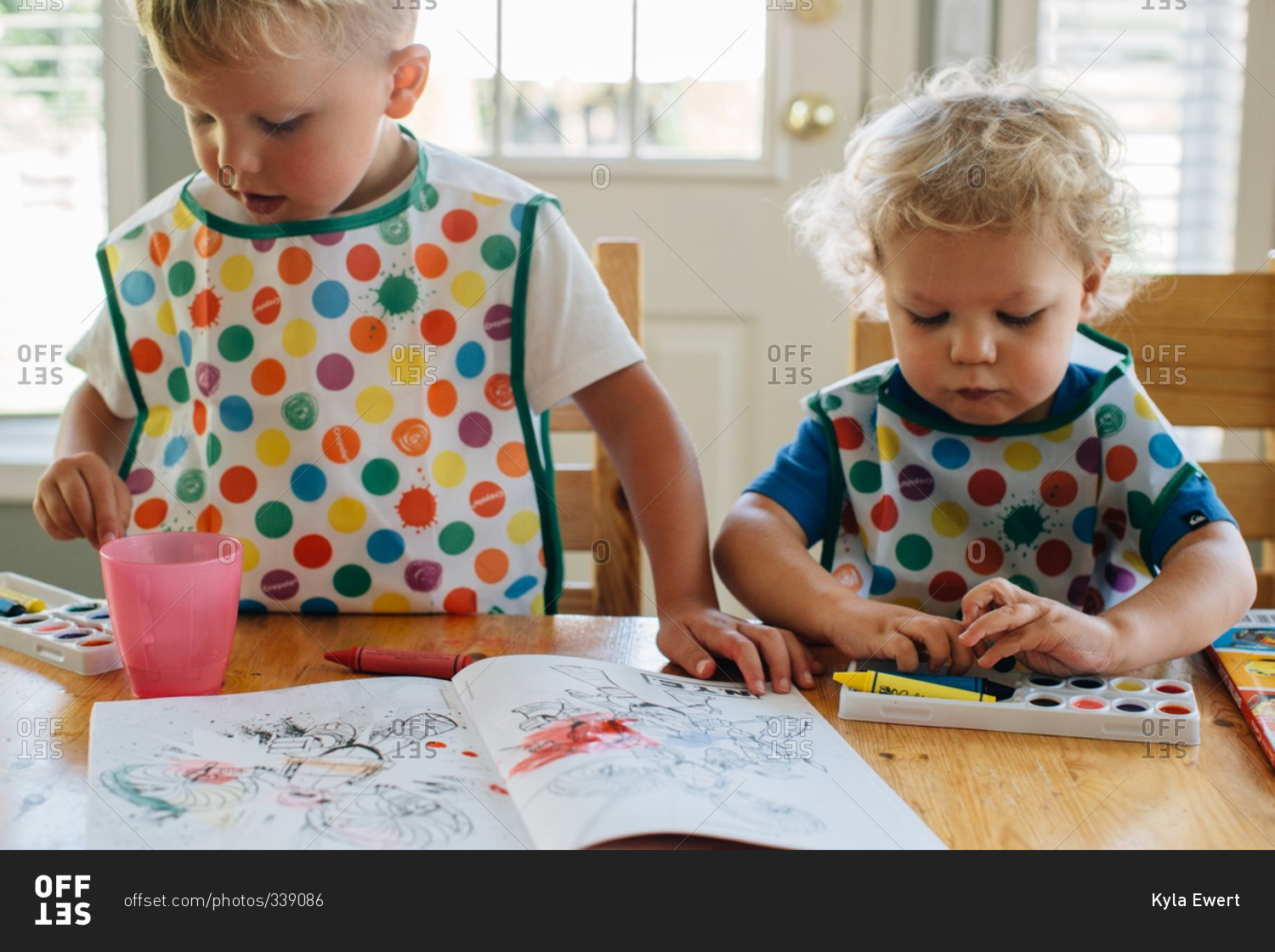 Children Wearing Colorful Smocks And Painting Stock Photo OFFSET   Offset 339086 