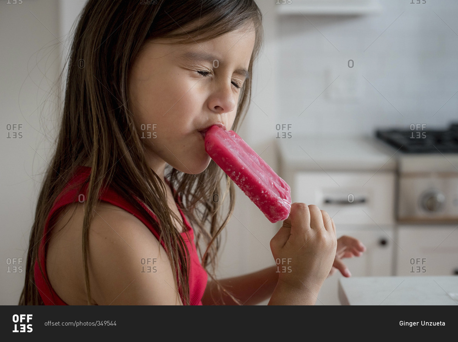 people-in-stock-photos-don-t-know-how-to-eat-popsicles-photos-huffpost