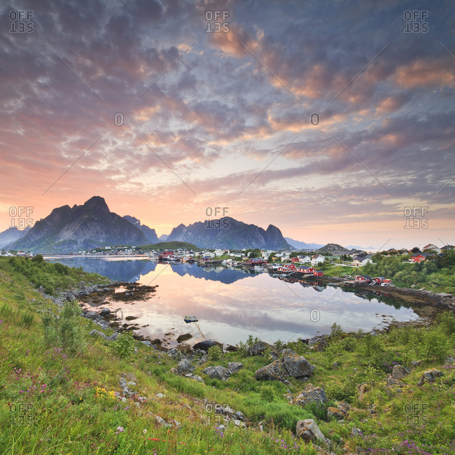 Sunset over the famous fishing village of Reine on Moskenes Island
