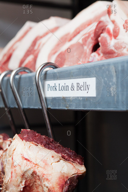 Pork belly on shelf - Offset